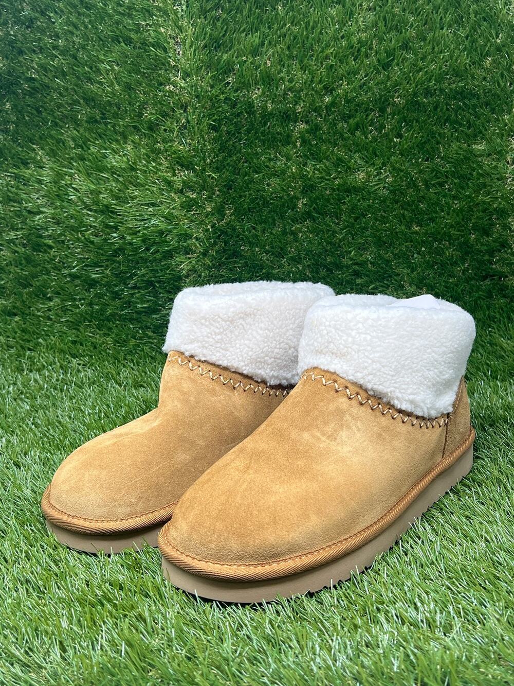 Earth Women's 8M Wylson Round Toe Brown Suede Bootie